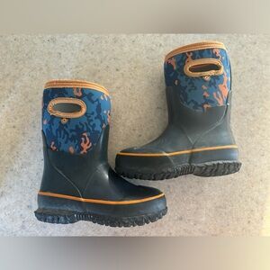 GUC Kids Grasp Neocamo Bogs